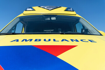 front of a Dutch ambulance © Björn Wylezich