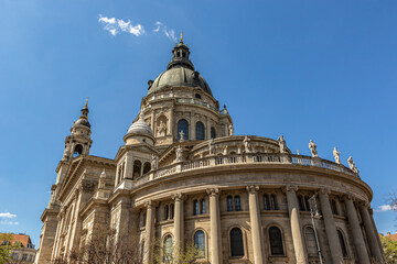 Fototapeta na wymiar View at St. Stephen's Basilica in Budapest city, hungary, in early spring