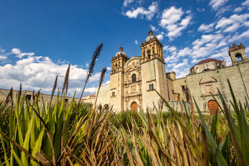 Templo de Santo Domingo de Guzmán en la ciudad de Oaxaca.