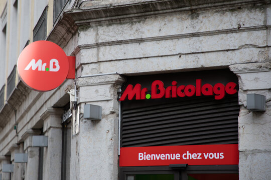 Mr Bricolage sign text and brand logo on wall facade entrance store building shop French retail chain home improvement diy do-it-yourself goods