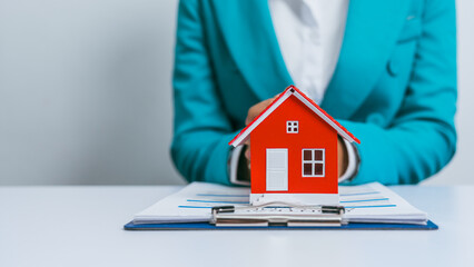 Realtor with contract, red house model, amenities, appraisal price, built-in, central business district, custom made, electricity meter deposit, freehold, foreigner quota, home free investment