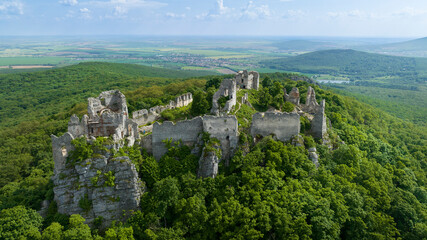 Obraz premium the ruins of the Gymes castle
