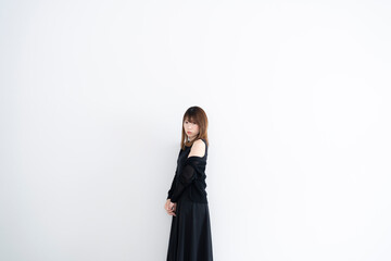 茶髪の女性