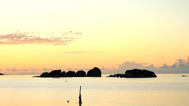 Natural view of the sunrise on the beach