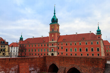 Obraz premium Royal Castle in Castle Square in Warsaw, Poland