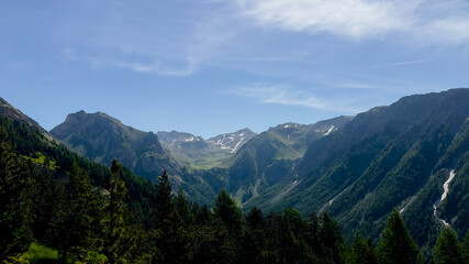 Fototapeta na wymiar Montagne du Queyras