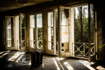windows bright sight