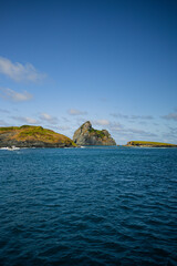 Naklejka premium Ilha do Meio em Fernando de Noronha