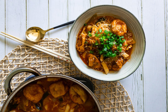korean stew with vegetables,
