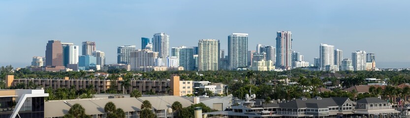 amazing panorama of fort lauderdale downtown skyline view during the sunrise on a beautiful day - obrazy, fototapety, plakaty