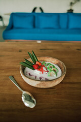 Es Pisang Ijo is a typical food of Makassar, South Sulawesi. Bananas are the main ingredient of Pisang Ijo. Pisang Ijo was synonymous with Ramadhan.