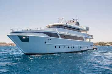 Fototapeta na wymiar luxury yacht floating and underway on the red sea Egypt 