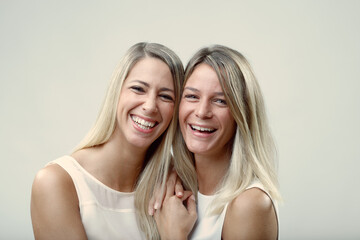 Affectionate blondes, sister-like friendship