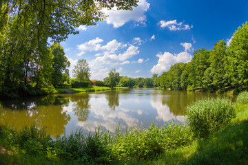 Staw w parku miejskim w Nysie. © Jacek