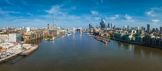 Fototapeta premium Aerial view of the Tower Bridge in London. One of London's most famous bridges and must-see landmarks in London. Beautiful panorama of London Tower Bridge.