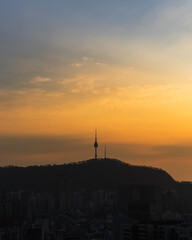 Fototapeta na wymiar Namsan Tower in the sunset
