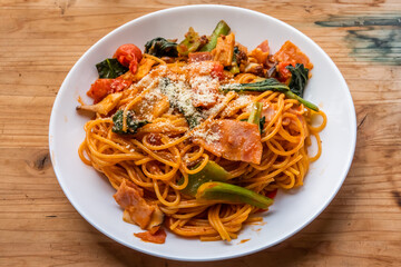 キャンプでパスタ　Cooking pasta at a campsite or outdoors