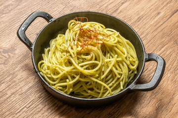 キャンプでパスタ　Cooking pasta at a campsite or outdoors