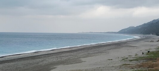 The blue sea next to Taiwan Line 11