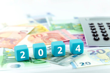 2024, Geld, Eurobanknoten - 614505068