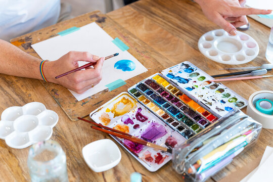 Watercolor Workshop. Vibrant Watercolor Class: Students Embrace their Creative Expression
