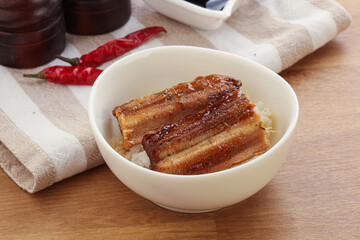 Roasred eel with steamed rice