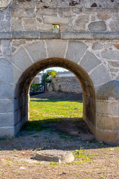 Puente de los cinco ojos o puente de Santiago, Orgaz, Toledo, Espa&ntilde;a