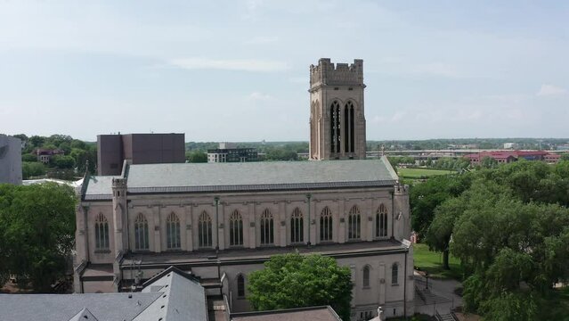 Close-up rising aerial shot of Saint Mark's Episcopal Cathedral in downtown Minneapolis, Minnesota. 4K