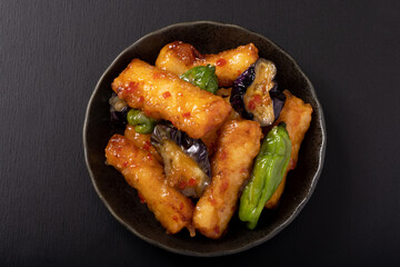 イカとナスのスイートチリソース