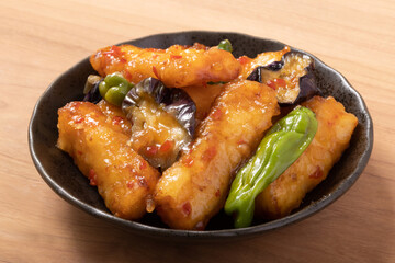 イカとナスのスイートチリソース