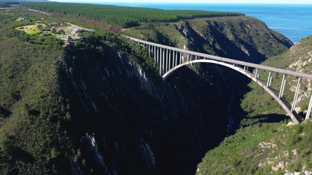 Bloukrans Bridge the worlds highest Bungi jump