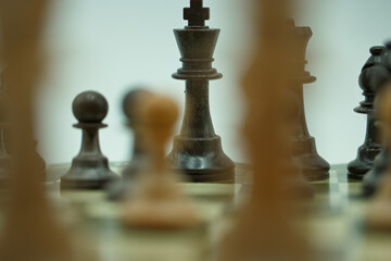 szachy  szachownica strategia czarny konkurencja bitwa gra pionek tablica sukces koncepcja biały zwycięstwo grać wyzwanie walka - obrazy, fototapety, plakaty