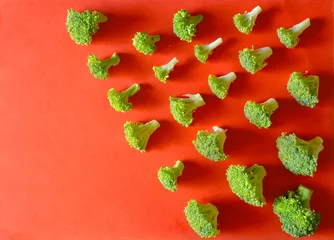 Foto op Plexiglas flat lay of broccoli, healthy eating, food, vegetable concept, free copy space, negative space technique © Kirsten Hinte