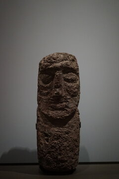 G&ouml;tterfigur von Rapa Nui (Osterinsel) im Ethnologischen Museum des Humboldt-Forums in Berlin am 19.06.2023