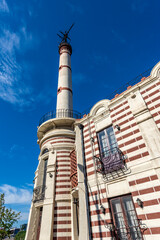 Obraz premium building in the city