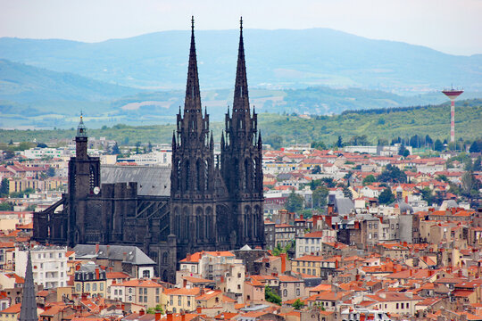 Cath&eacute;drale