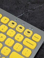 Macro Keyboard with yellow keys