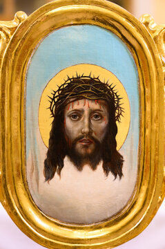 An Icon of the Face of Jesus. The Greek-Catholic Church of the Dormition of the Mother of God in Čemern&eacute;, Slovakia. 2023/02/05.