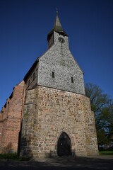 Westseite der Pfarrkirche von Zarrentin am Schaalsee