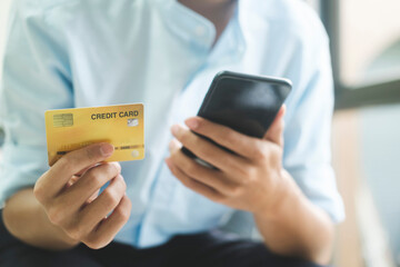 Customer shopping online pay by credit card.