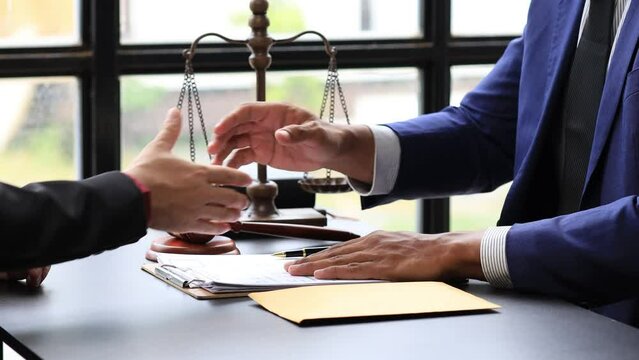Lawyer concepts to testify to clients and to provide counseling in cases, to provide legal relief, to maintain law and fairness, to proceed with transparency, to attorneys to defend cases in court.