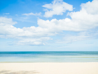 Fototapeta na wymiar Beach blur Sea Ocean Horizon Background,White Sand Summer Tropical