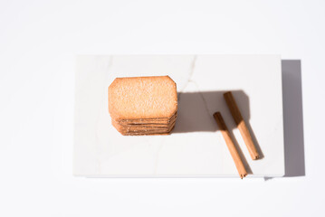 Galletas de canela con palitos de canela