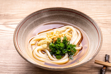 かけうどん