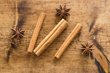 シナモンスティックとスターアニス