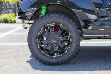 太いタイヤ　fat tires on modified cars - 615139426