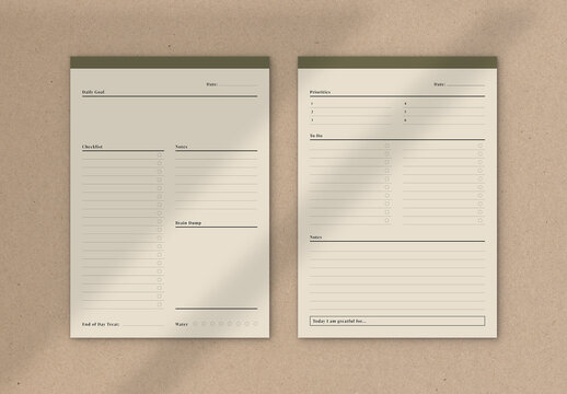Minimal Planner Set with Green Accents