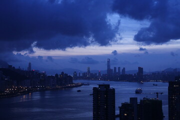 evening night view of Victoria Harbor from Devil's Peak,Hong Kong｜魔鬼山	