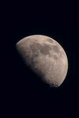 Crescent moon © Edgar