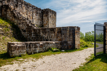 Ruine einer alten Burg 